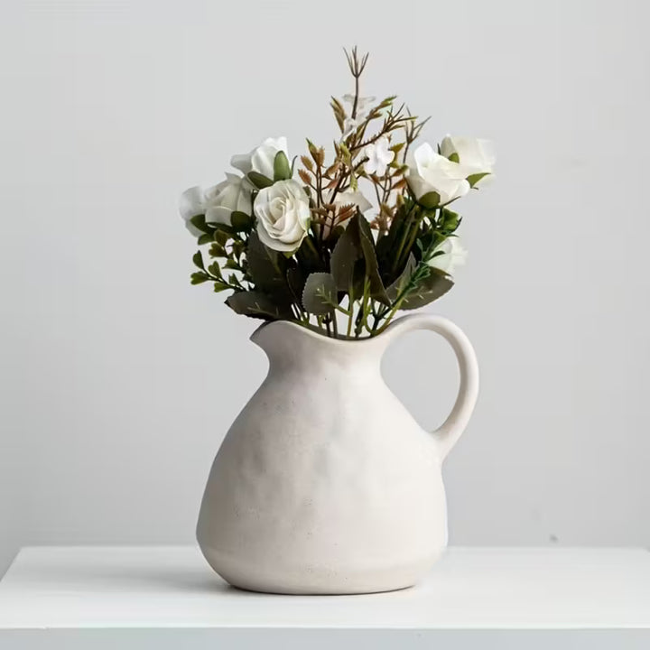 Rustieke Keramische Vaas met Handvat | Handgemaakt Vintage Pitcher