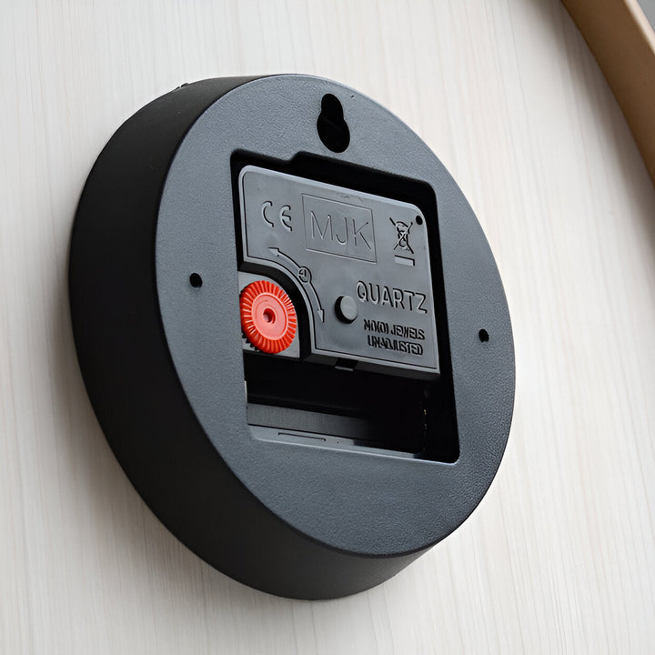 EleQuartz | Minimalistische Houten Wandklok – Stille Quartz Klok in Scandinavisch Design
