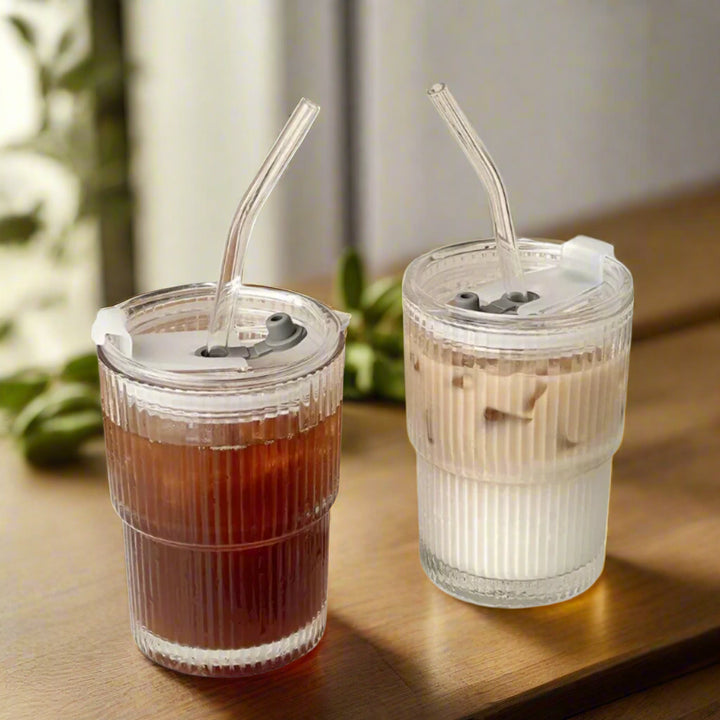 Stripe Glass | Stijlvolle Glazen Drinkbeker met Deksel & Rietje