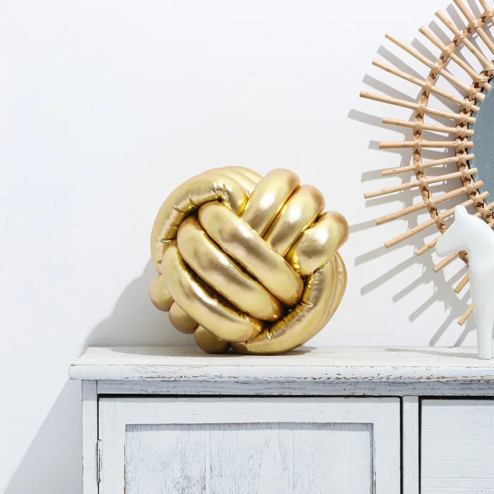 Handgeknoopt Kerst Knoopkussen | 20 cm | Zacht & Decoratief