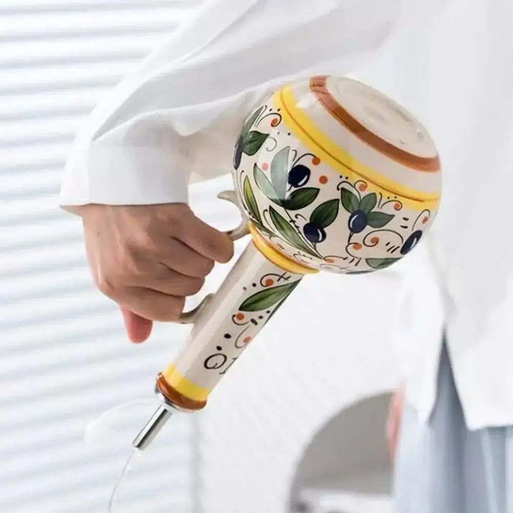 Toscaanse Olijfoliefles | Handgeschilderd Keramiek | 700 ml