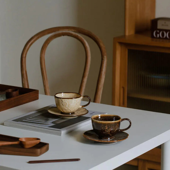 Victoria Mok | Handgemaakt | Botanisch Gegraveerd | Duurzaam Keramiek