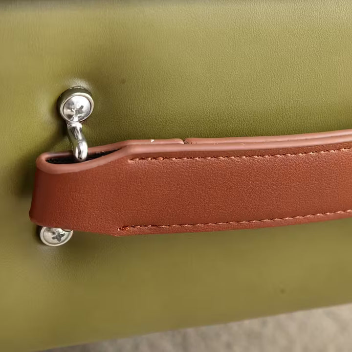 LuxeFoot™ Ottoman – Stijlvolle & Functionele Kunstlederen Voetenbank