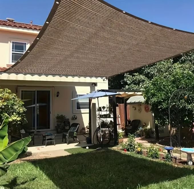 UV-Beschermend Bruin Schaduwdoek | Duurzaam PE Materiaal